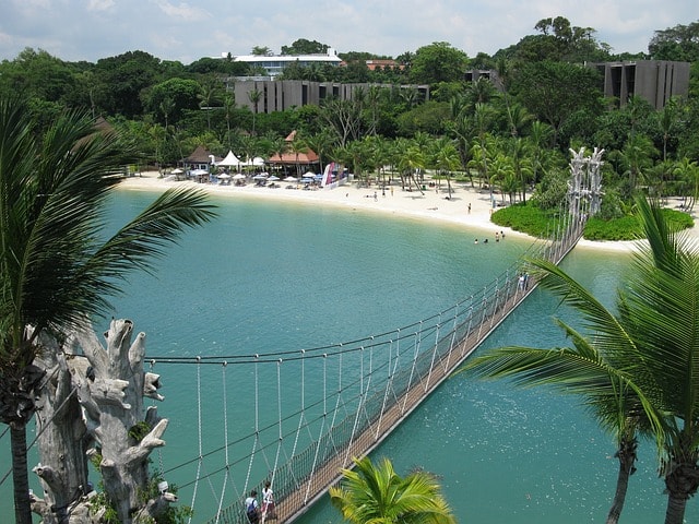 L'île artificielle de Sentosa, un paradis touristique à ne pas manquer.